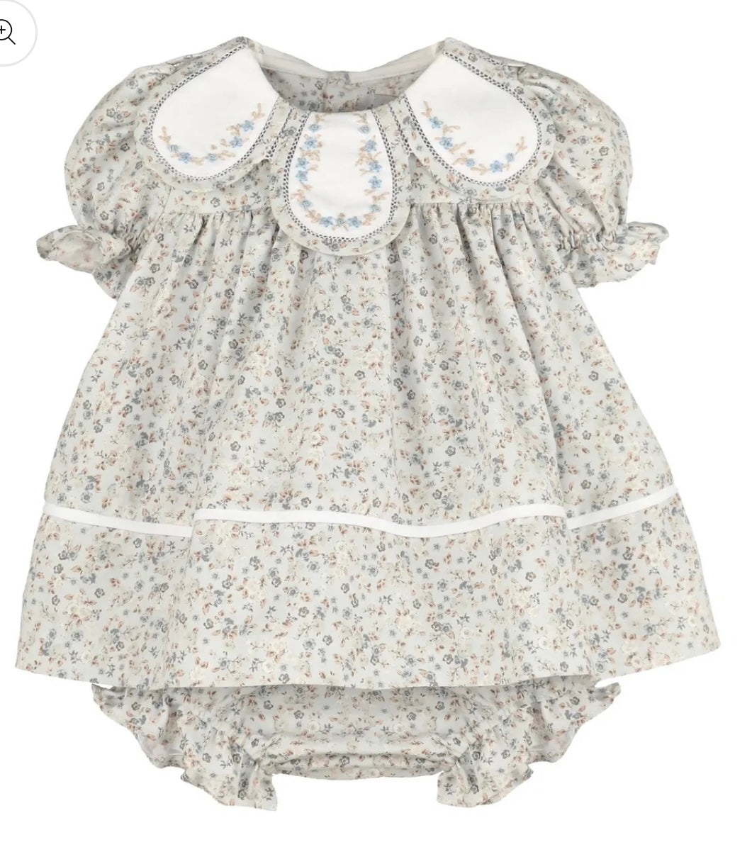 Bloomy Chintz Petal Float- Blue