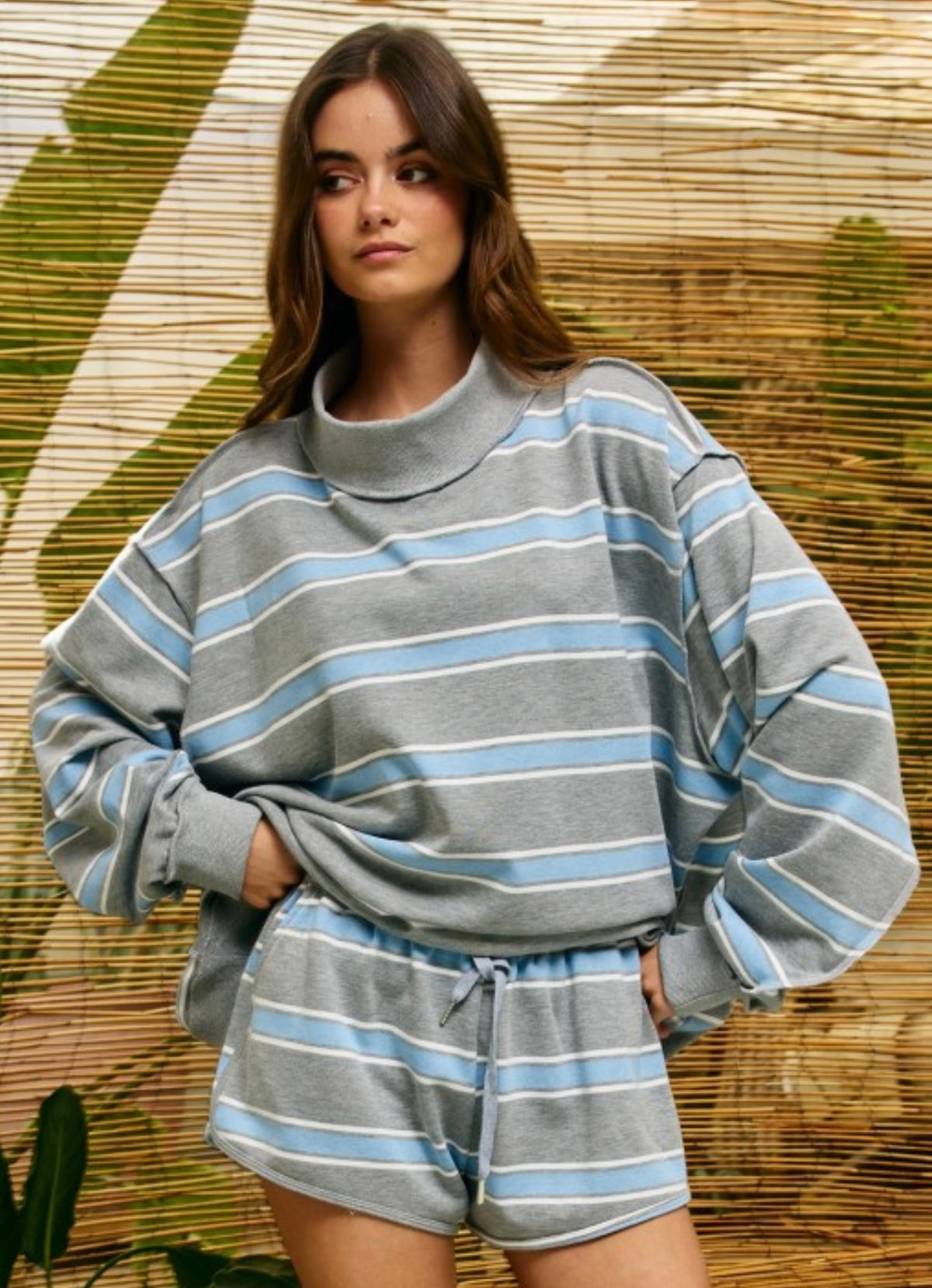 Stripe Print Mock Neck Set